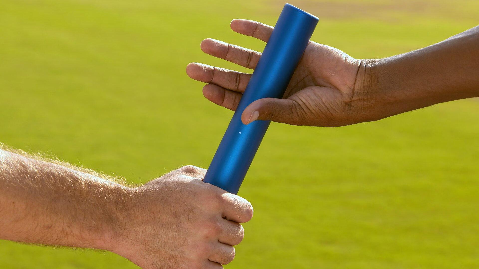 海星体育_克尼普尔三分穿云箭引爆主场 黄蜂开局狂潮逼魔术紧急暂停